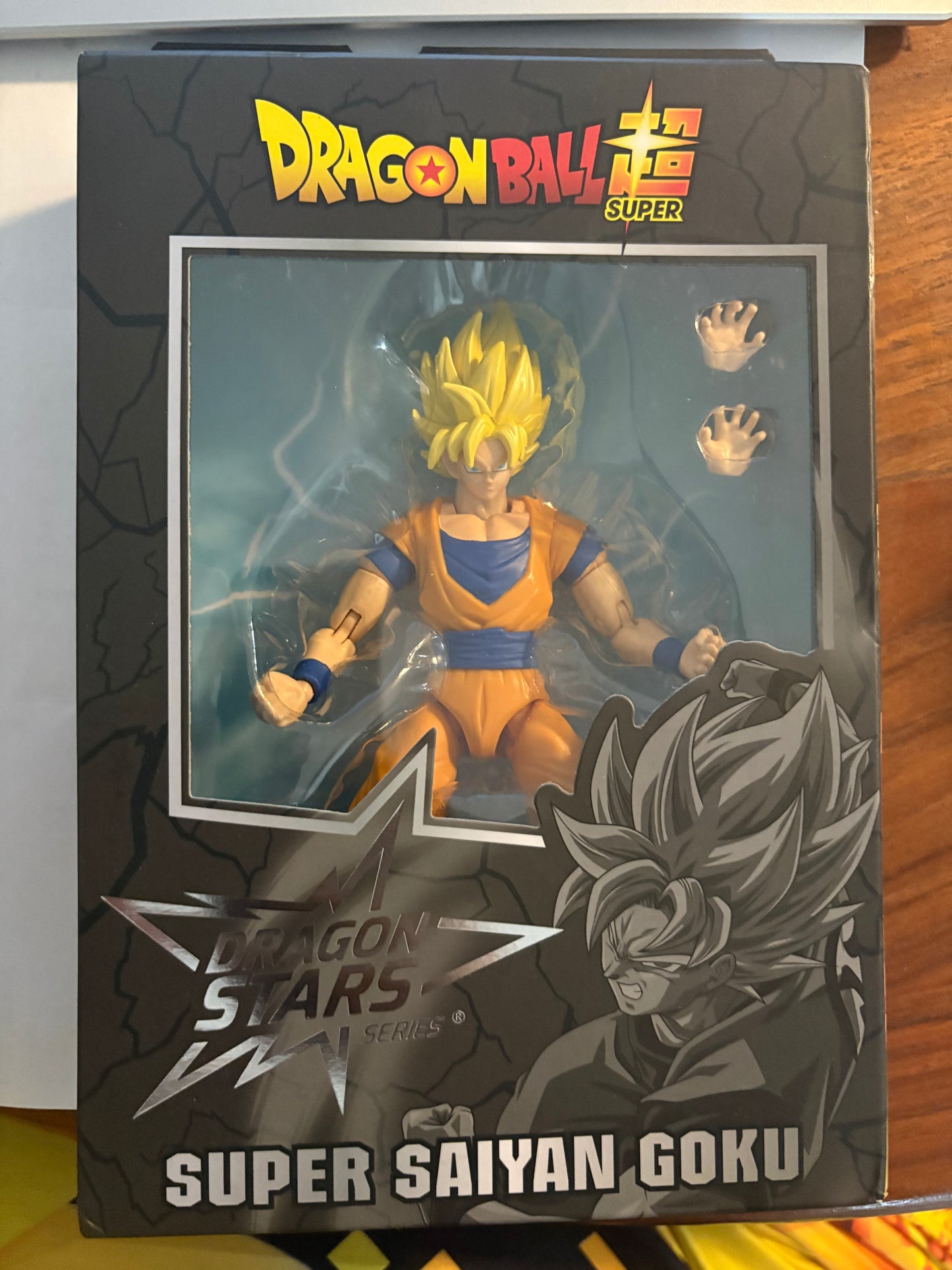 Dragon ball super saiyan Goku