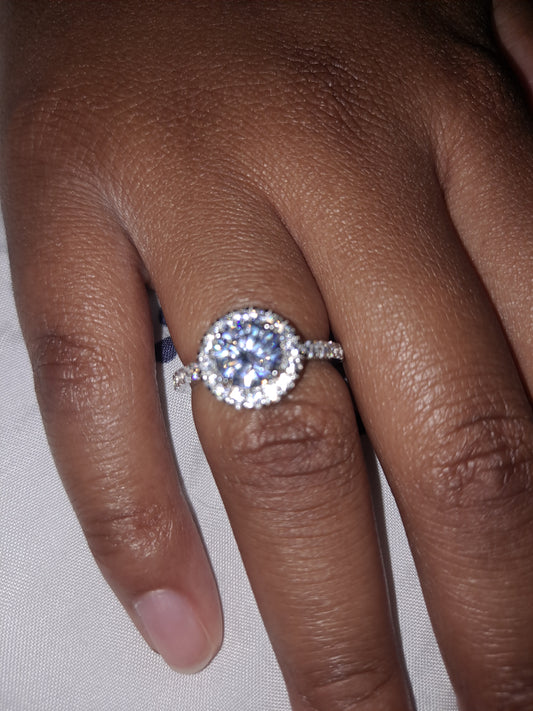 Solange's Halo engagement ring