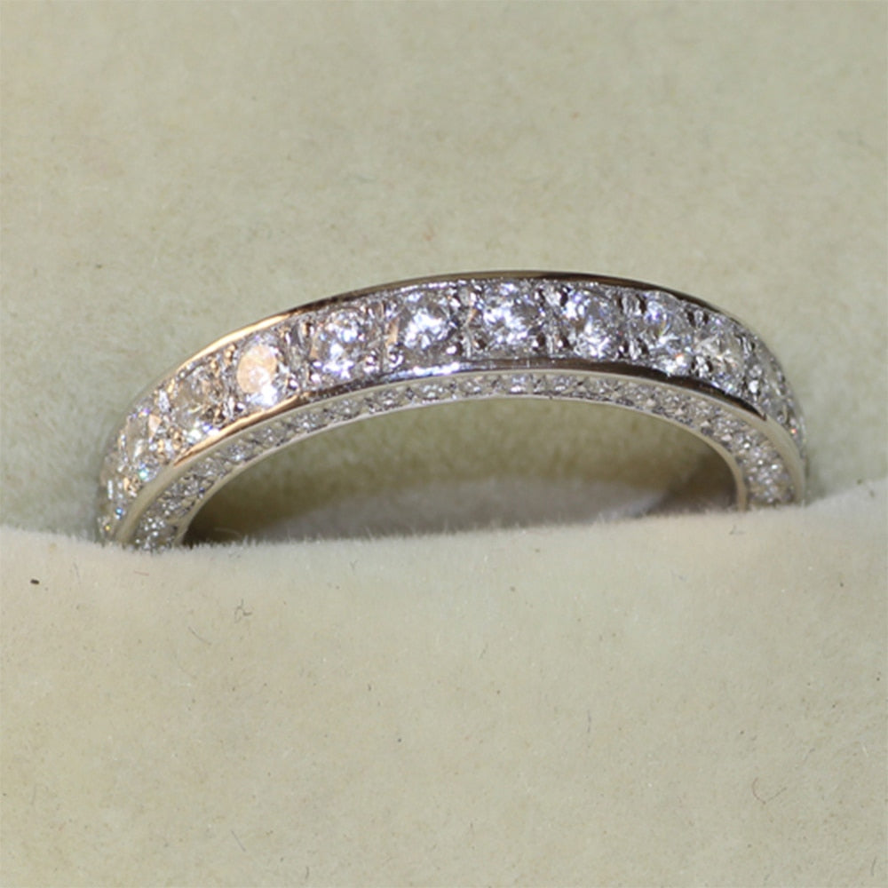 Luxurious Women Wedding ring